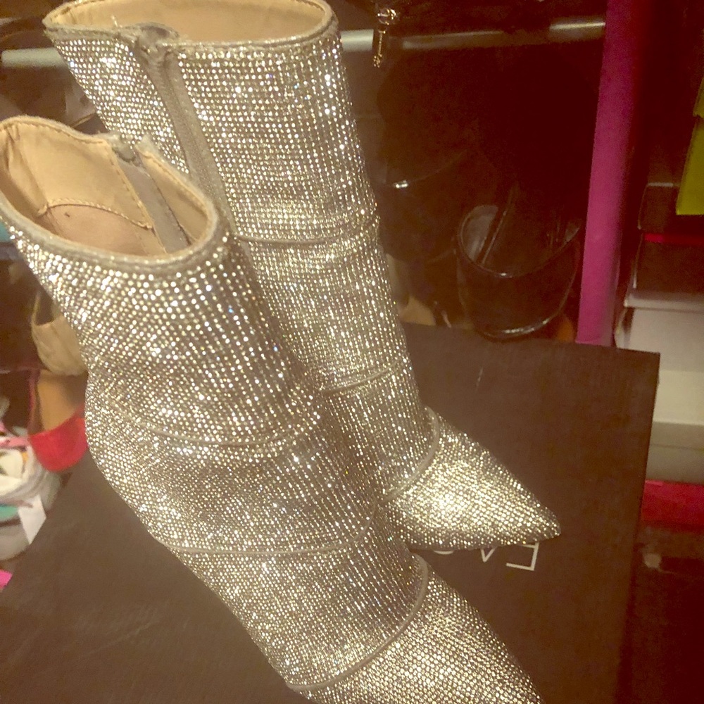 COPY - Steve Madden boots